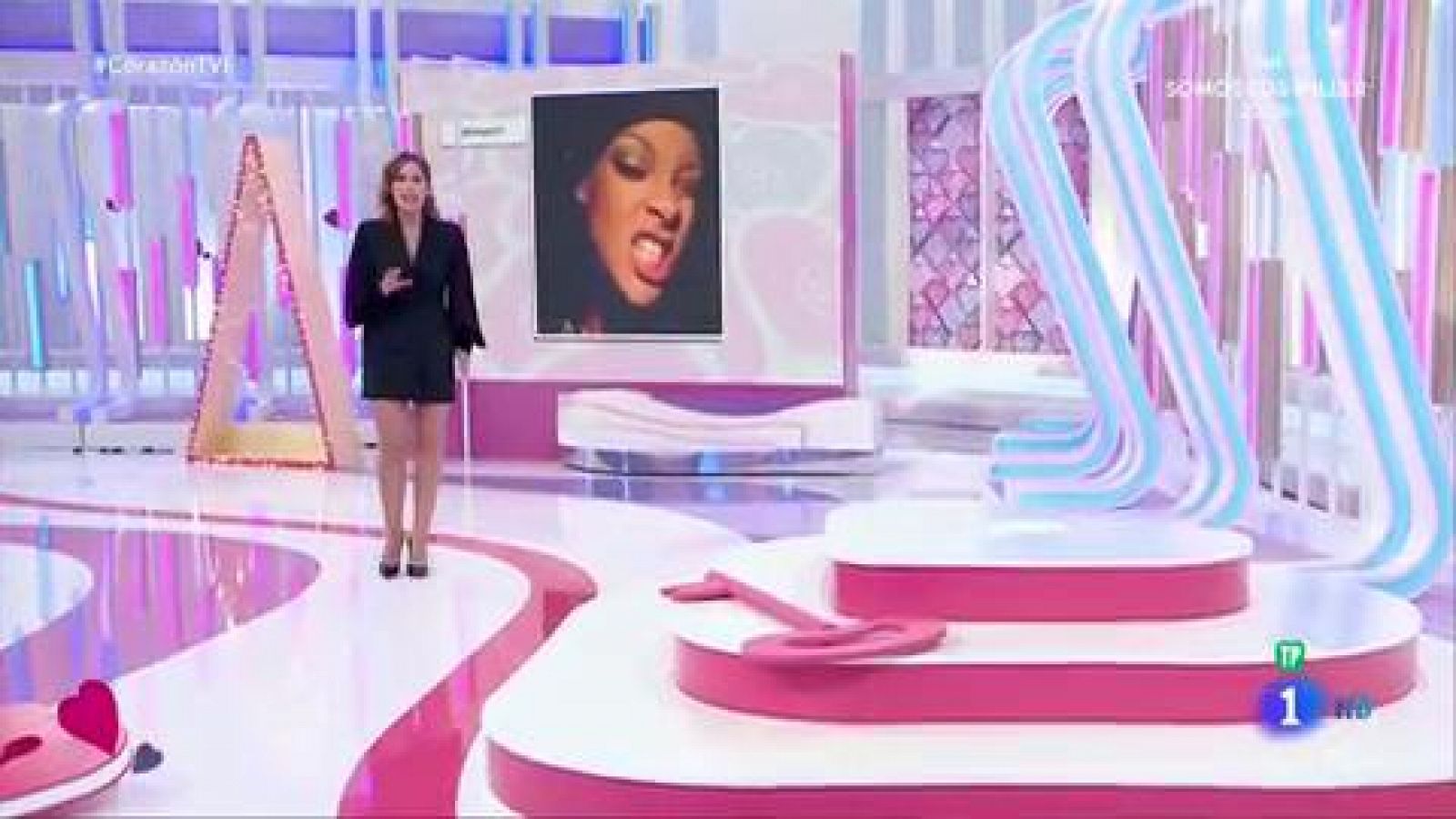 Corazón - Famosos y el bling bling dental - D Corazón | Ver