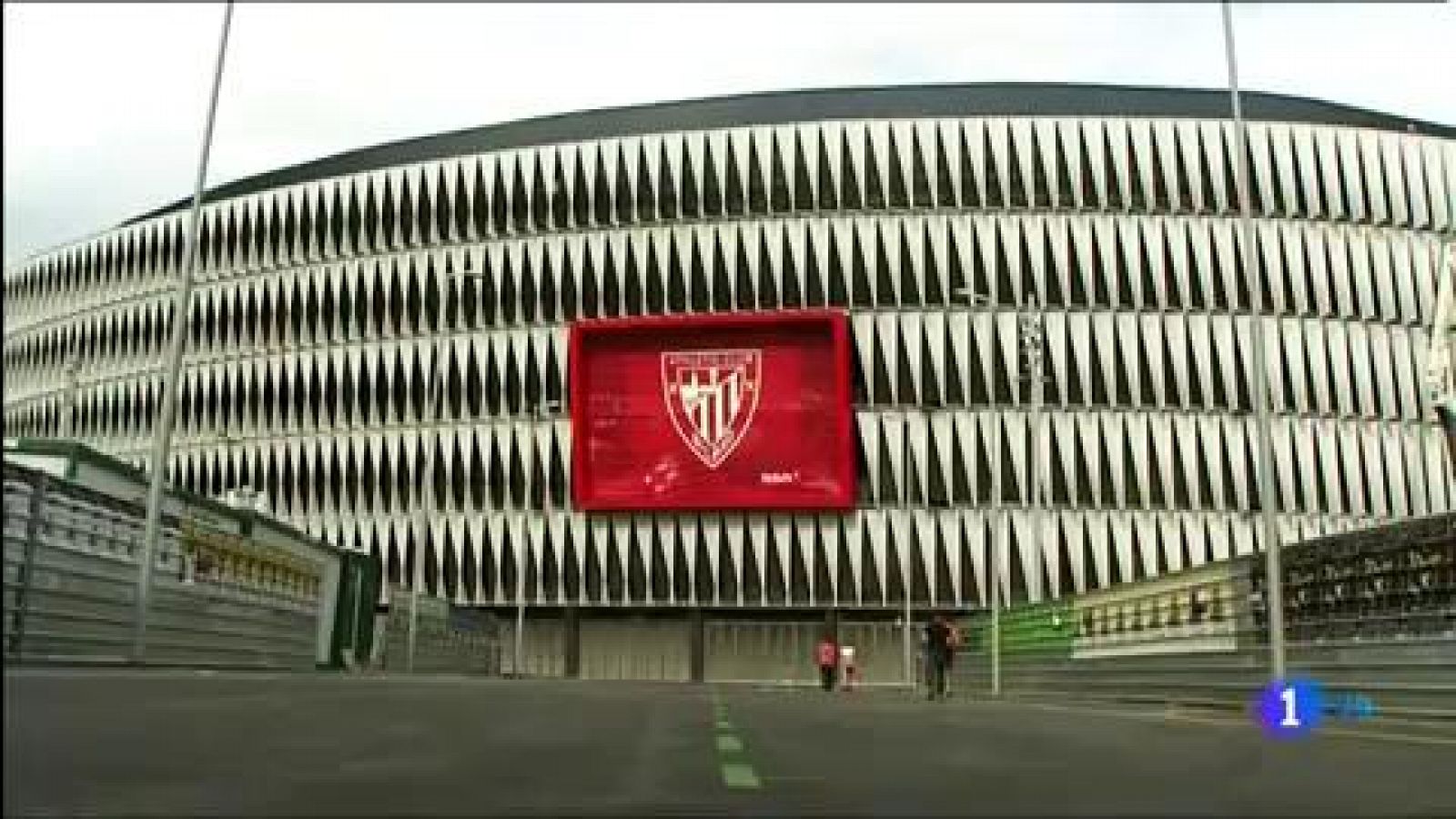 Telediario 1: La Roja de Luis Enrique conoce este sábado a sus rivales en la Eurocopa 2020 | RTVE Play