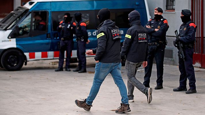 Telediario 1 - Incautados 631 kilos de metanfetamina en Barcelona, el mayor alijo en España