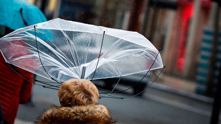 El tiempo - Fuertes vientos y precipitaciones en el noroeste peninsular