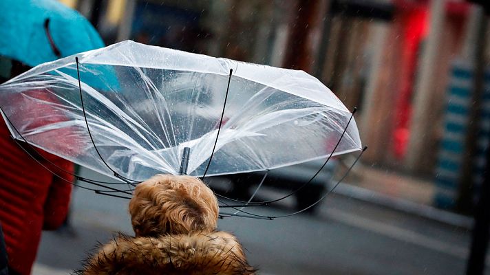 Fuertes vientos y precipitaciones en el noroeste peninsular