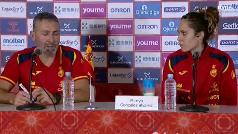 El seleccionador español ha querido rebajar los ánimos de las Guerreras después de su contundente victoria sobre Hungría en el segundo partido del Mundial de balonmano Japón 2019.