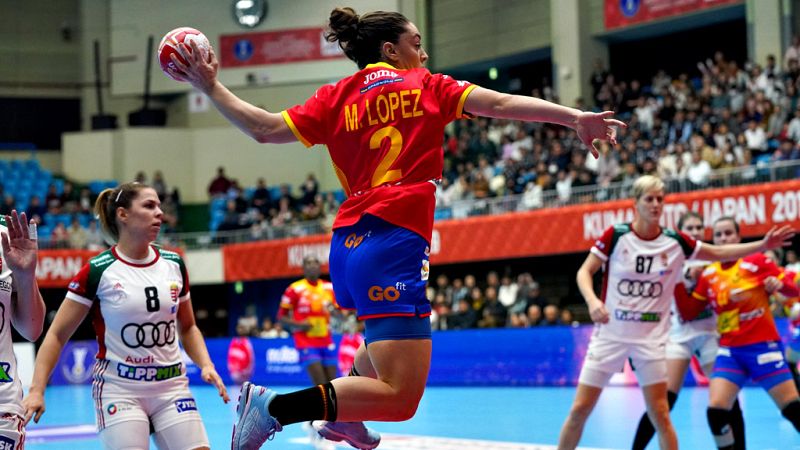 La selección española femenina de balonmano dio un paso de gigante hacia la segunda fase del Mundial de Japón, tras imponerse este domingo por 29-25 a Hungría, en un encuentro en el que el conjunto español, además de buen juego, mostró su fortaleza m