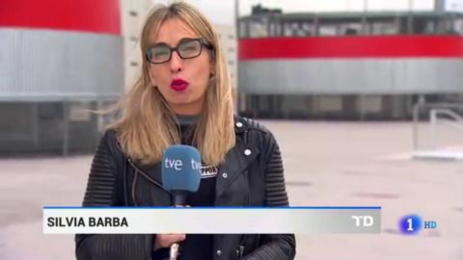 Atlético vs Barça - Recibimiento 'especial' del Metropolitano a Griezmann - RTVE.es | Ver