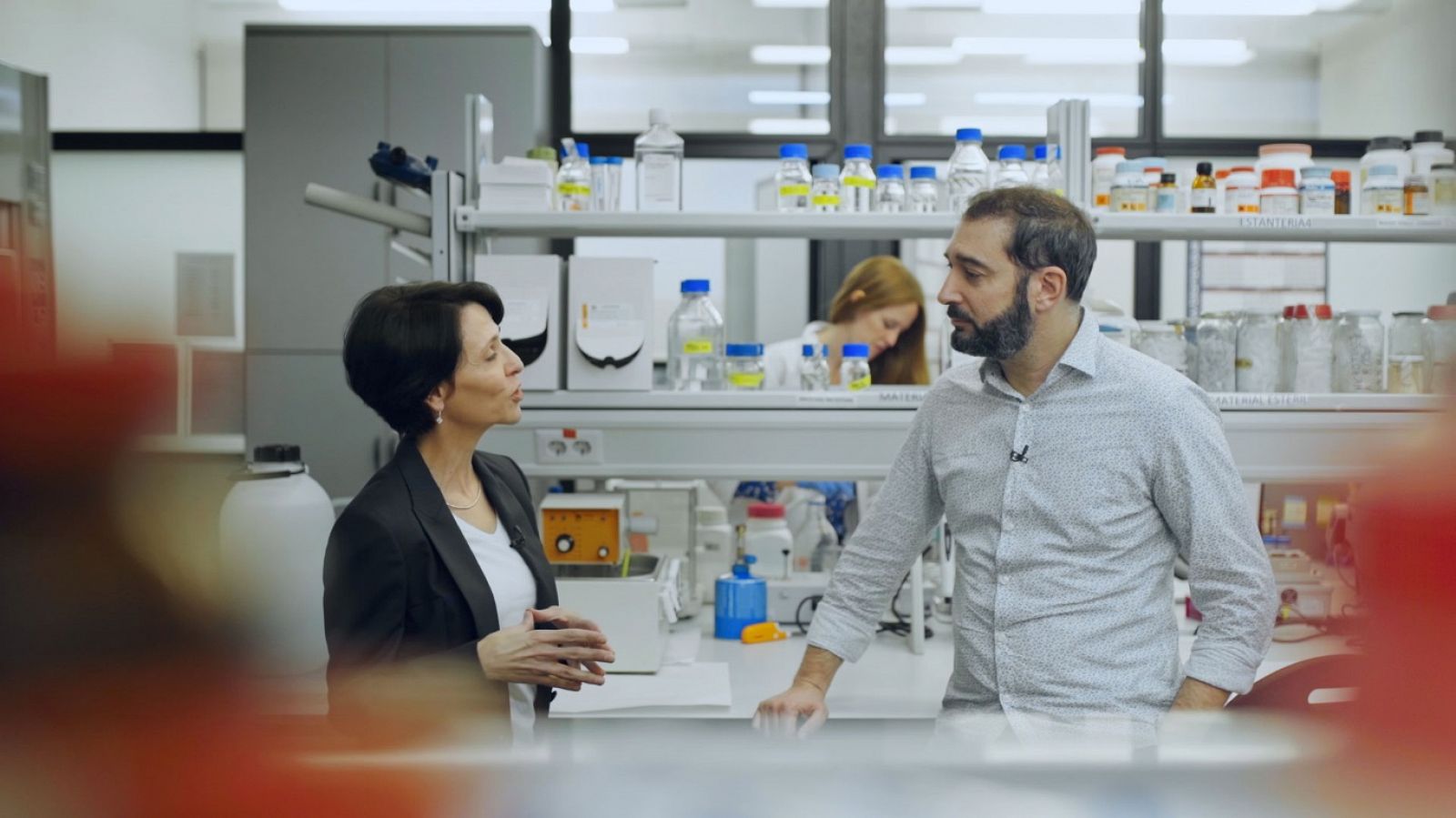 El cazador de cerebros - Pedos, caca y microbiota - RTVE.es