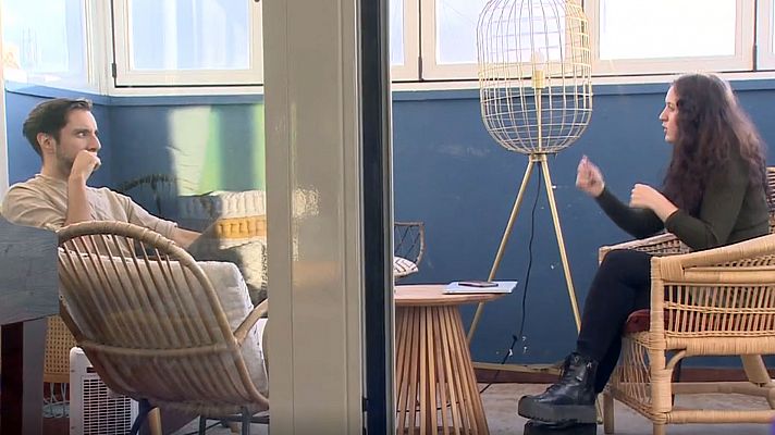 Telediario 1 - Cómo es el 'coliving': el alquiler para compartir espacios en la ciudad