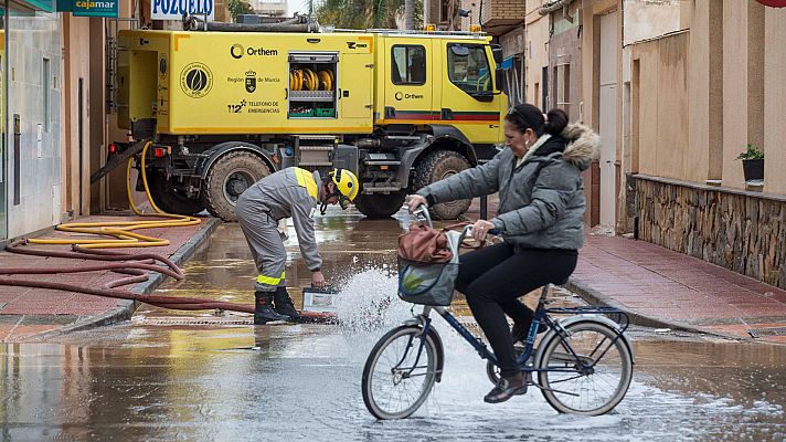 Telediario 1 - La DANA se intensifica en Cataluña y Baleares con fuertes inundaciones