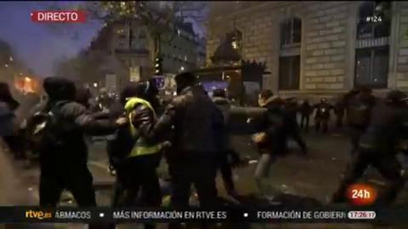 Cargas policiales en París durante la huelga contra la reforma de las pensiones
