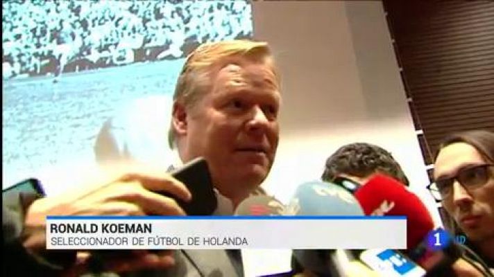 Telediario 1 - Koeman, sobre entrenar al Barça: "No está en mis manos"