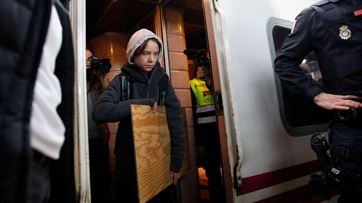 Informativo 24h - Greta Thunberg llega a Madrid para participar en la Cumbre del Clima