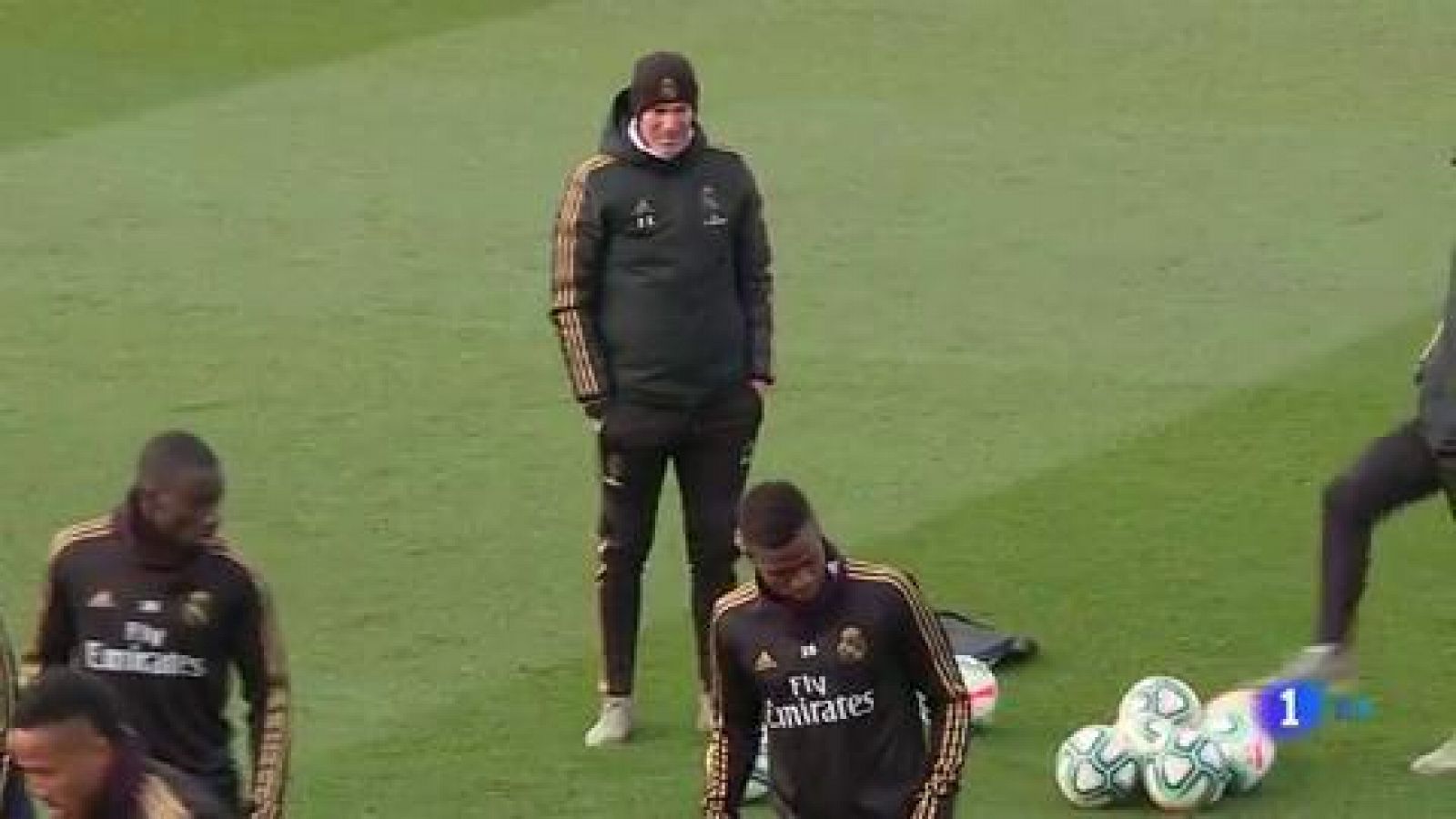 Zidane califica de "contratiempo" la lesión de Hazard | Ver