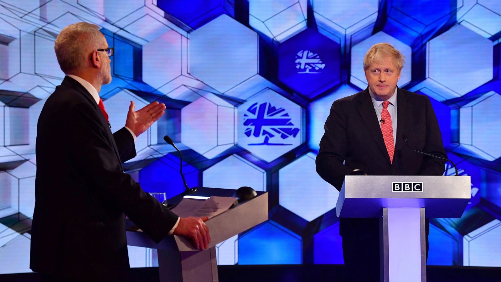 El 'Brexit' es el tema estrella del último cara a cara electoral entre Johnson y Corbyn - 07/12/19 - RTVE.es