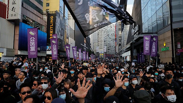 Transcurre sin incidencias una nueva manifestación masiva en Hong Kong