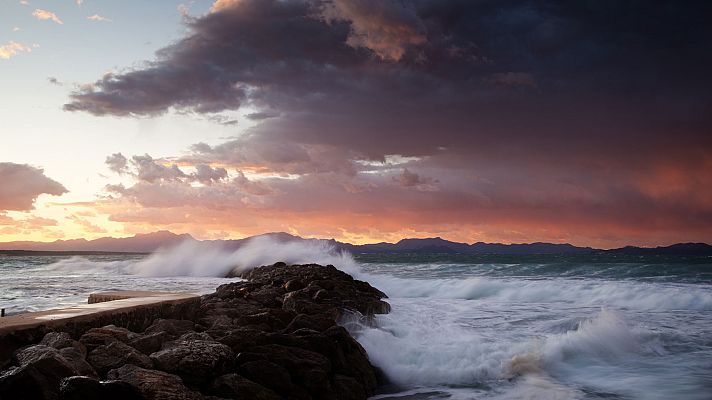 Intervalos de viento muy fuertes en zonas del noreste peninsular, Baleares y Canarias