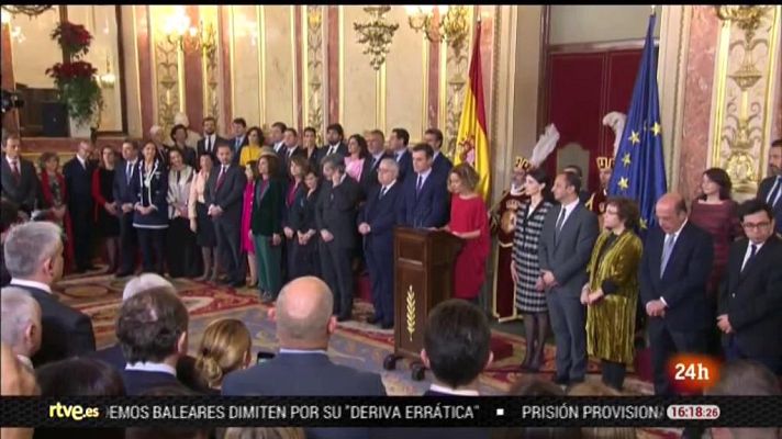 Parlamento - Día de la Constitución y negociaciones
