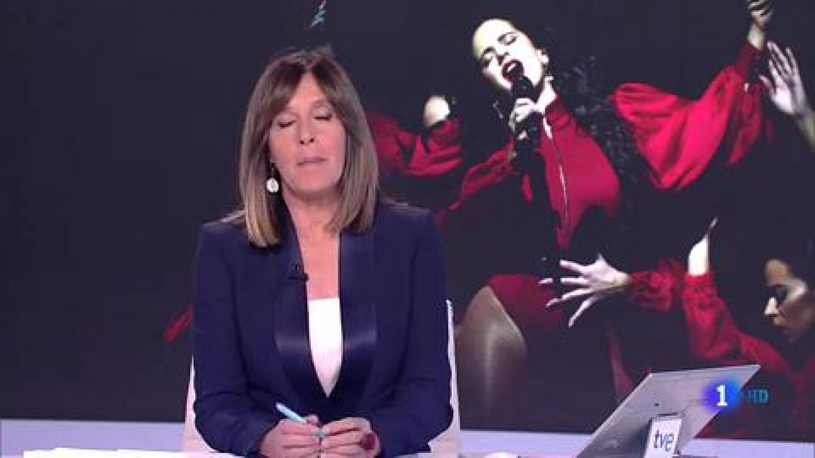 Telediario 1: 15 mil personas asistirán al concierto de Rosalía, esta noche en Madrid | RTVE Play