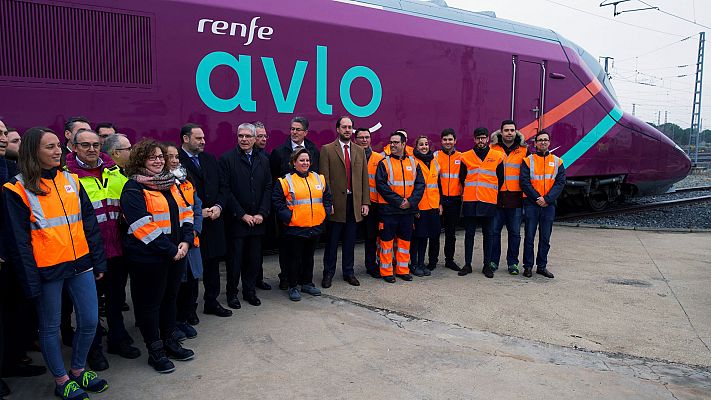 Renfe presenta AVLO, su AVE 'low cost' que echará a andar en abril