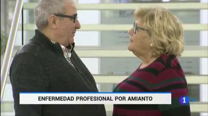 Telediario 1 - La Seguridad Social ha reconocido por primera vez un caso de enfermedad profesional por exposición al amianto