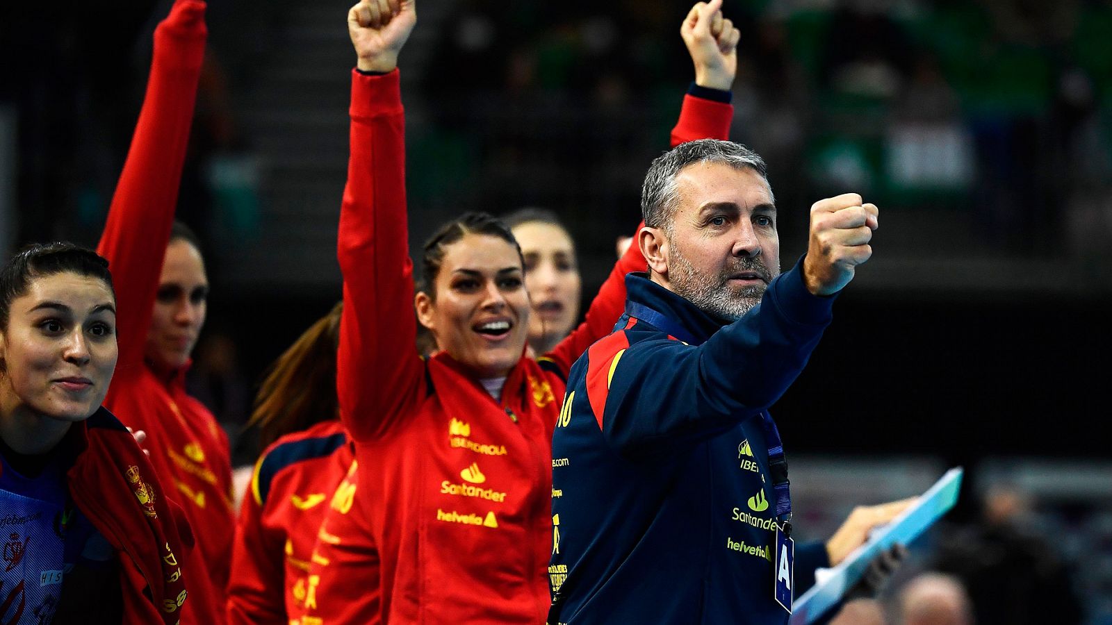 Mundial balonmano | Carlos Viver celebra el pase a la final del Mundial - rtve.es
