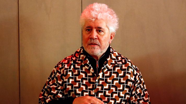Telediario 1 - Almodóvar publica el guion de 'Dolor y gloria'