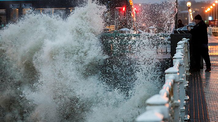 El temporal azota con fuertes vientos el norte de España