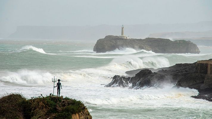 Lluvias y fuerte oleaje en el noroeste peninsular