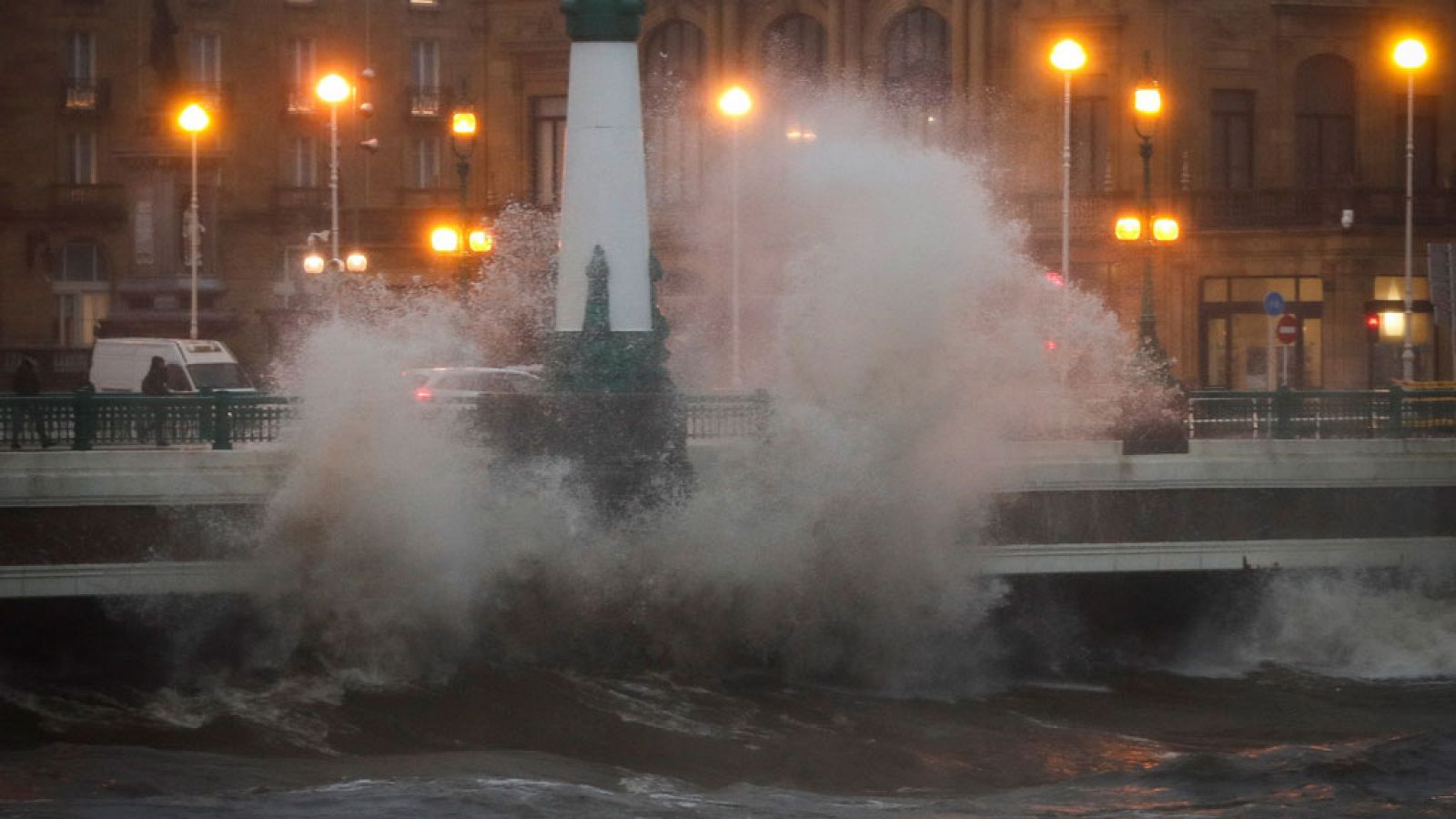 Alerta por lluvia y viento en el noroeste peninsular - RTVE.es