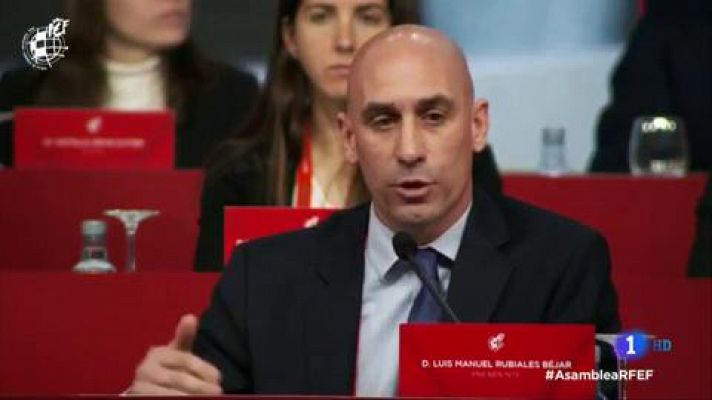 Telediario 1 - Rubiales anuncia un adelanto de las elecciones a la RFEF