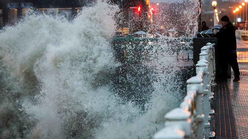 La borrasca Daniel mantiene en alerta a 34 provincias y la ciudad autónoma de Melilla 
