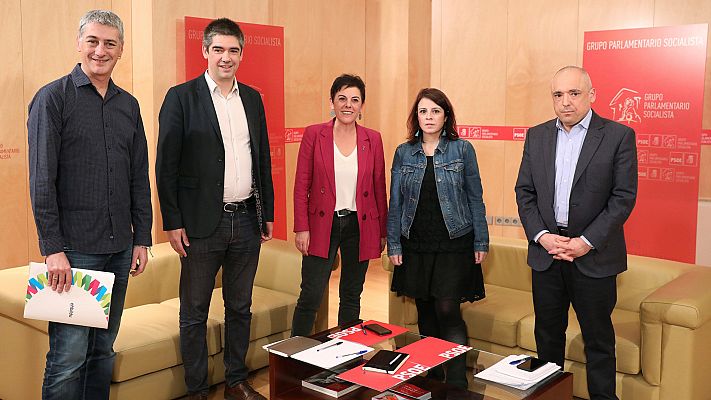 Telediario 1 - El PSOE se reúne con Más País, ERC y Eh-Bildu y lo hará después con el resto de partidos
