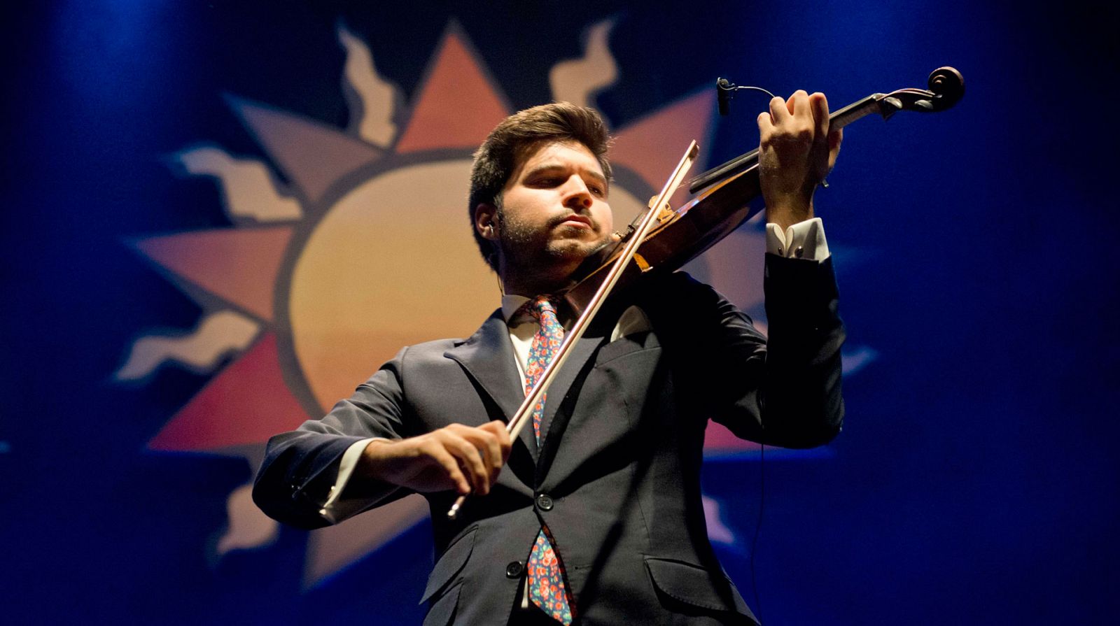 El violinista Paco Montalvo presenta su disco "Del clásico al flamenco"