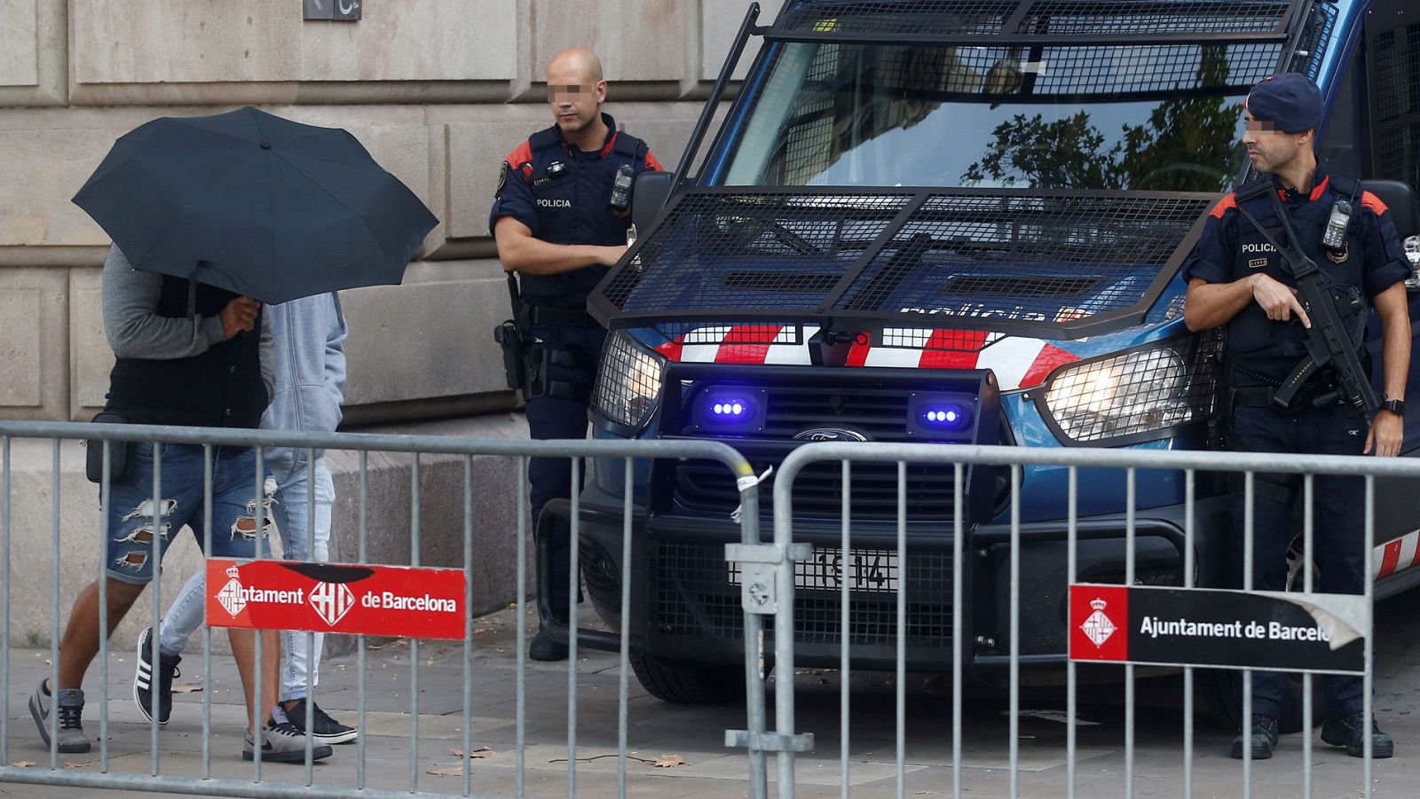 Orden de busca y captura para dos condenados por una violación grupal en Manresa