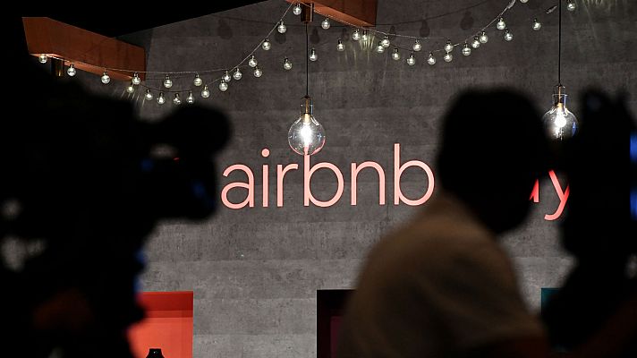Telediario 1 - El Tribunal de la UE no regulará a Airbnb como inmobiliaria