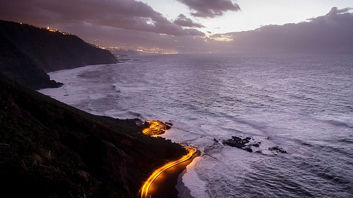 El tiempo - Viento fuerte o muy fuerte en la vertiente atlántica, alto Ebro y Pirineos