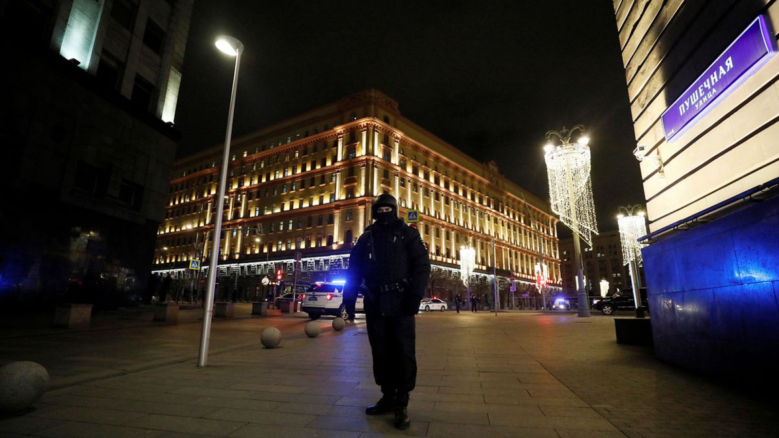 Tiroteo en la sede del Servicio de Seguridad Federal de Rusia en el centro de Moscú