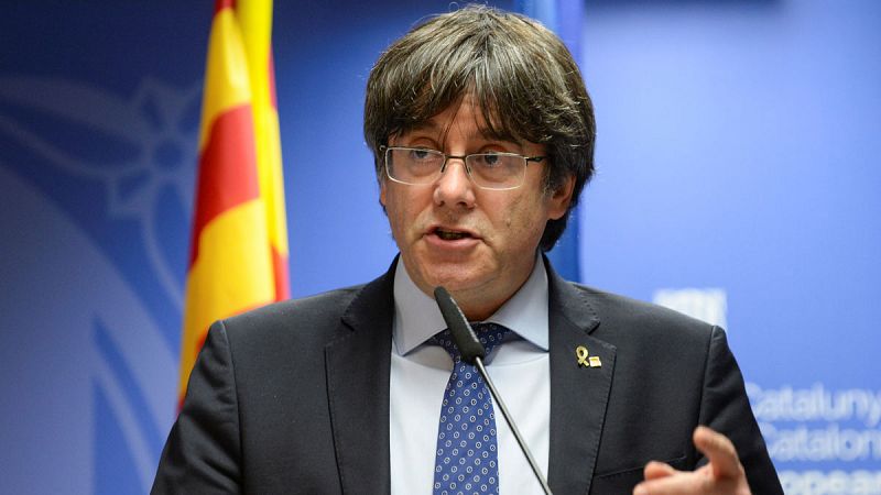 Puigdemont: "Hace nueve horas que Junqueras debería haber sido puesto en libertad"