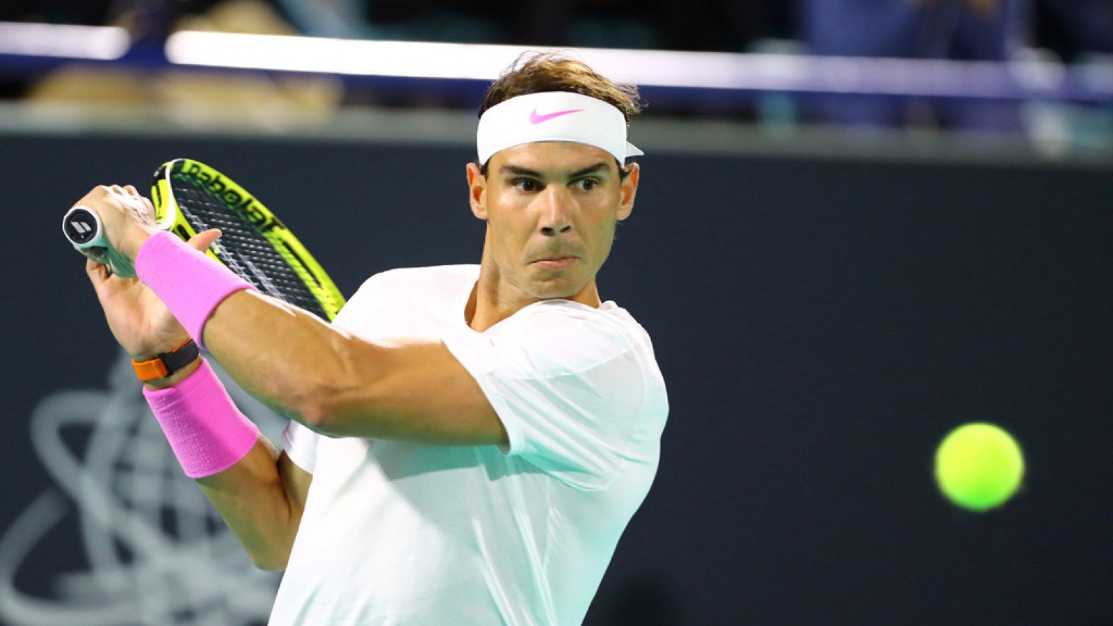 Nadal derrota a Khachanov y disputará la final en Abu Dabi contra Tsitsipas