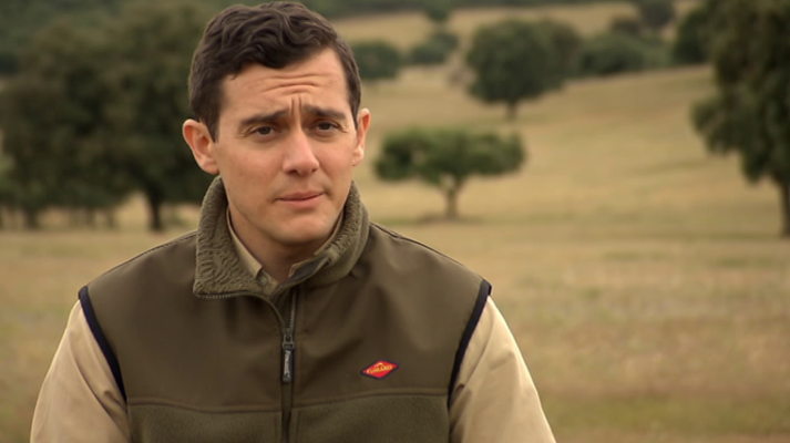 Jara y sedal - Aguardo en El Valle de Abajo