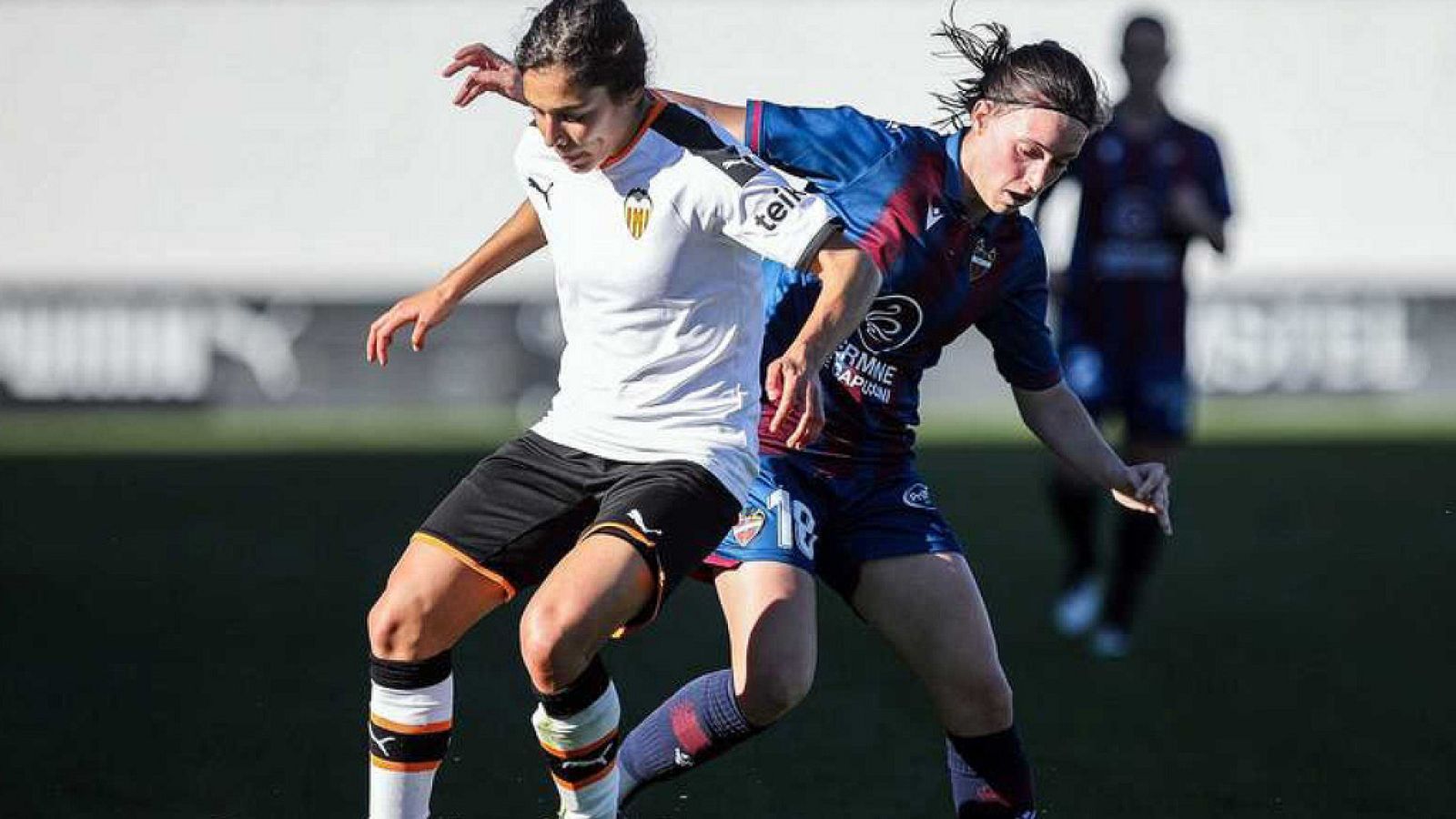 Firmado un preacuerdo para el primer convenio de la Primera División Femenina