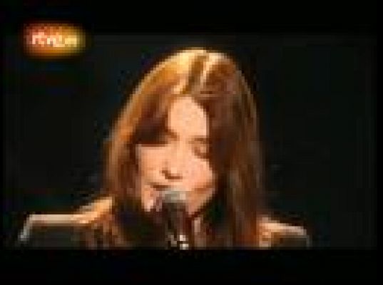  - Carla Bruni canta a Mandela