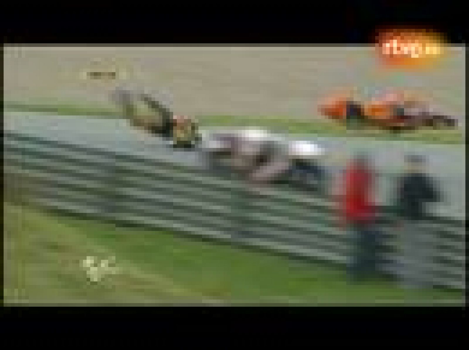 Marc Márquez se ha caído cuando luchaba por el tercer puesto en la última vuelta.