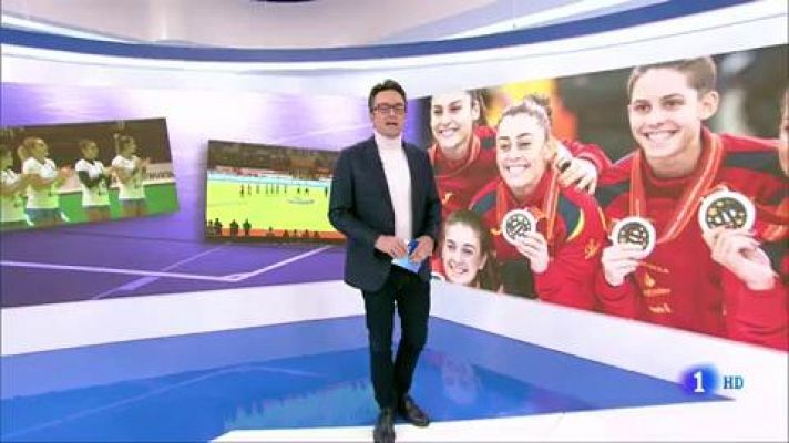 Telediario 1 - Homenaje a las Guerreras tras el subcampeonato del mundo