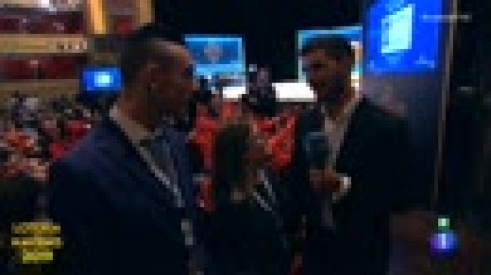 Lotería de Navidad - Sergio Olmo y Gloria Ramos, actores de 'Campeones', han presenciado en directo el sorteo de la Lotería de Navidad