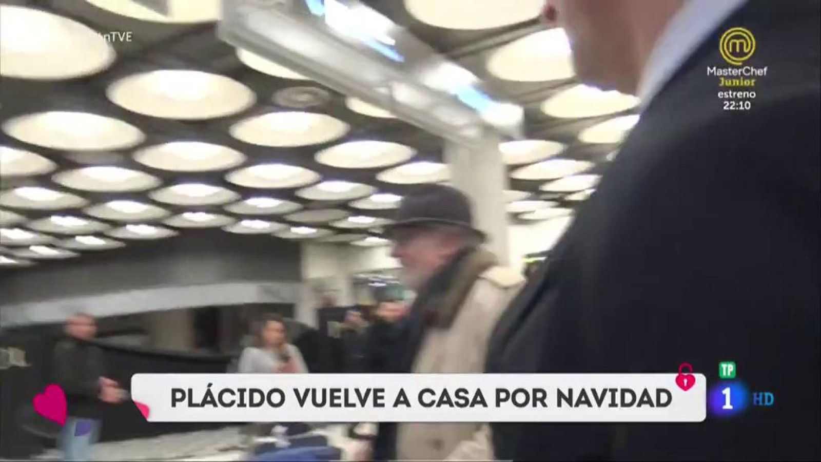 Plácido Domingo vuelve a casa por Navidad. - D Corazón | Ver