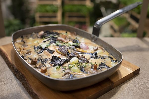 RTVE Cocina - "Lenguado con setas y uvas" de Dani García