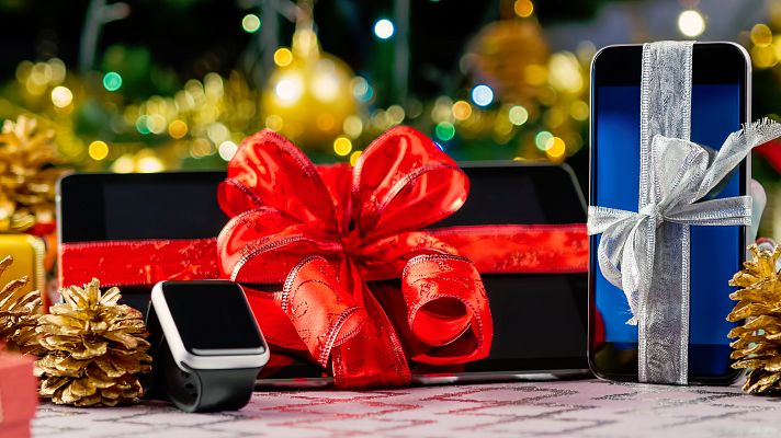 Telediario 1 - Los regalos tecnológicos más originales y populares de este año