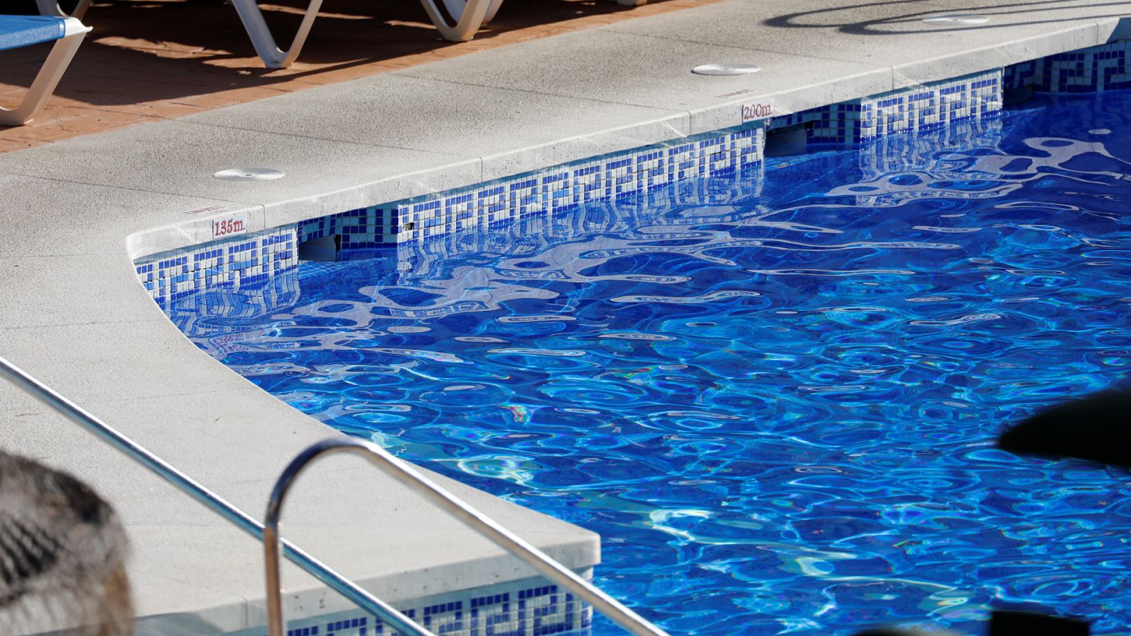 Vídeo | Ahogados en una piscina de Mijas: ninguno de los tres sabía nadar - RTVE.es