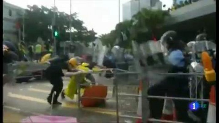 De Hong Kong a Chile, pasando por Francia y Argelia, el descontento ha prendido las protestas por todo el mundo en 2019