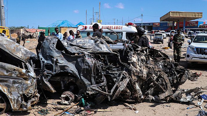 Telediario 1 - Más de 90 muertos en un atentado con coche bomba en Somalia