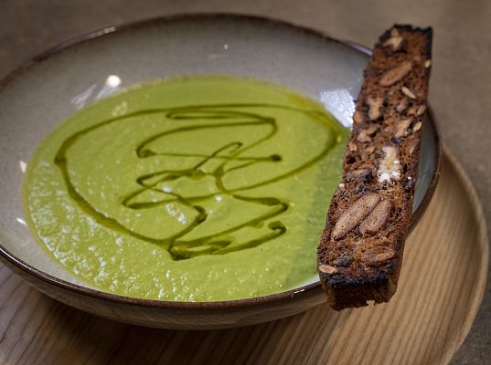 RTVE Cocina - "Crema de brócoli" de Dani García